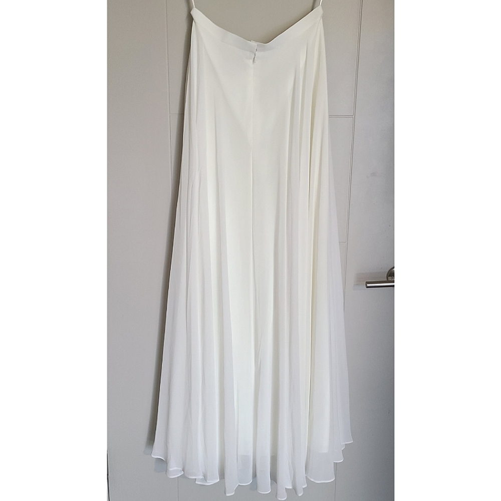 White maxi-skirt